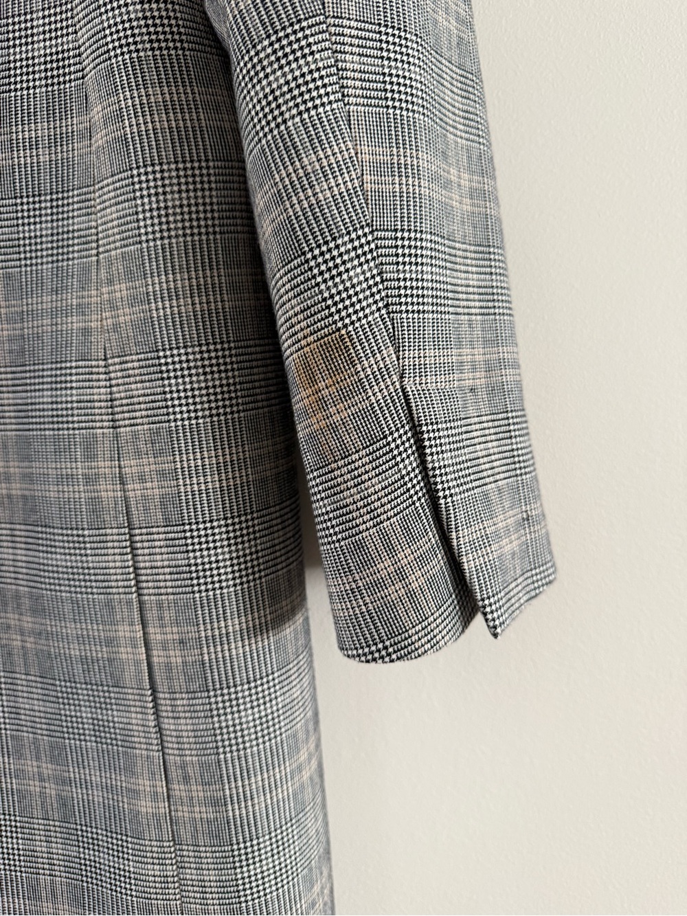 Aritzia Babaton “Trent” Grey Brown Plaid Trench Coat Size 0 - Picture 9 of 11